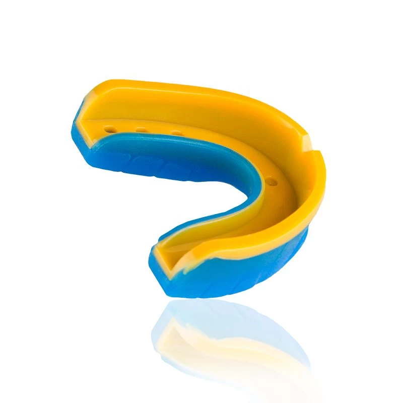 O'Neills Gel Mouth Guard II Royal / Amber 4 O'Neills Gel Mouth Guard II Royal / Amber - Image 2